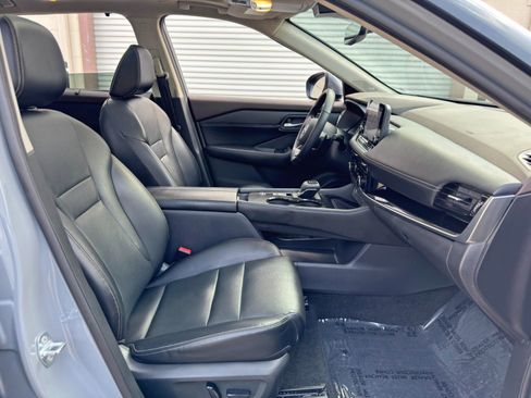 Used 2023 Nissan Rogue SL w/ SL Premium Package FWD image 15