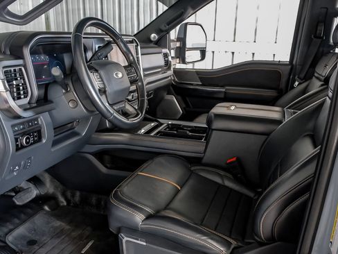 Used 2024 Ford F250 Platinum AWD/4WD image 15