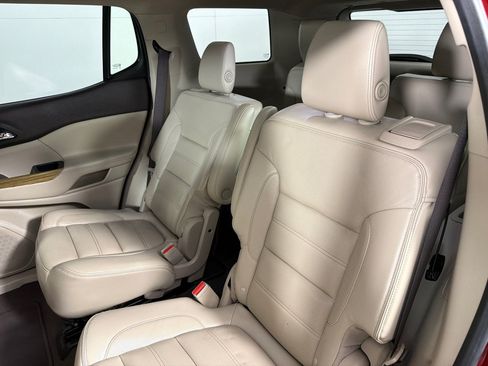 Used 2017 GMC Acadia Denali w/ Technology Package FWD image 21