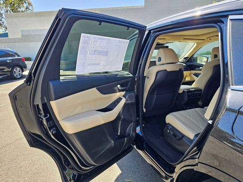 New 2025 Acura MDX w/Advance Package image 14