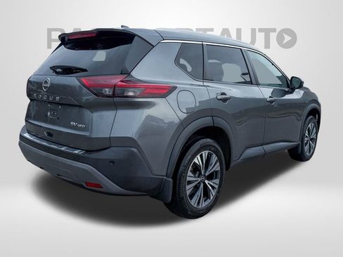 Used 2022 Nissan Rogue SV w/ SV Premium Package image 6