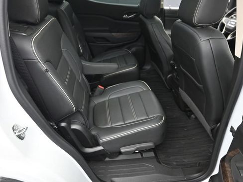 Used 2023 GMC Acadia Denali w/ Trailering Package AWD/4WD image 10
