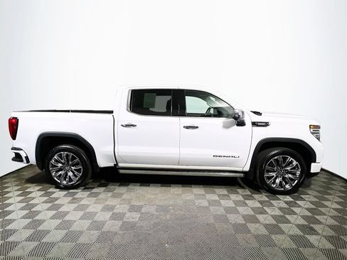 Used 2023 GMC Sierra 1500 Denali w/ Denali Reserve Package AWD/4WD image 8