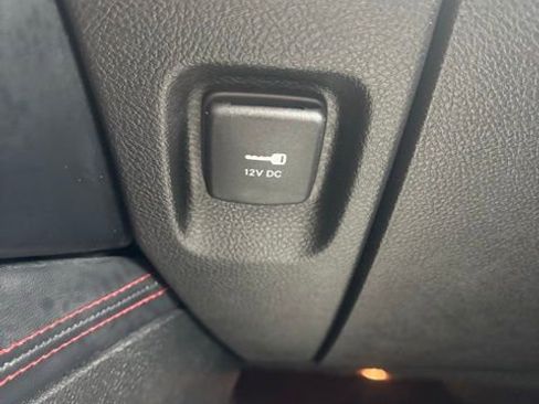 Used 2025 Dodge Durango R/T image 16