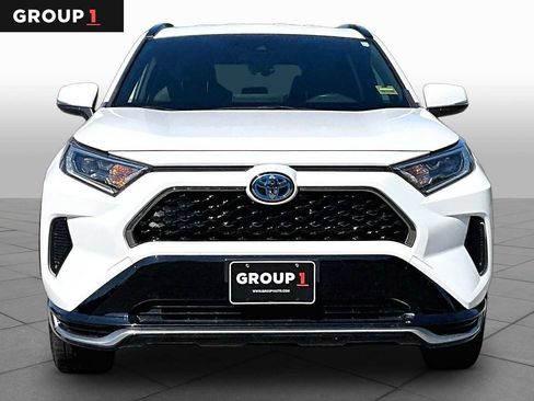 Used 2021 Toyota RAV4 SE AWD/4WD image 4