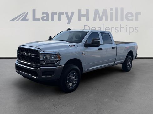 Used 2024 RAM 3500 Tradesman w/ Chrome Appearance Group image 1