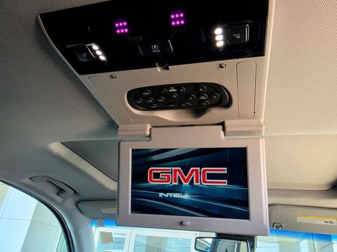 Used 2019 GMC Yukon SLT w/ Open Road Package AWD/4WD image 63