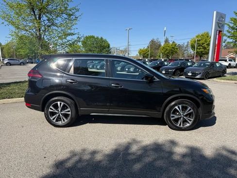 Used 2019 Nissan Rogue S AWD/4WD image 4