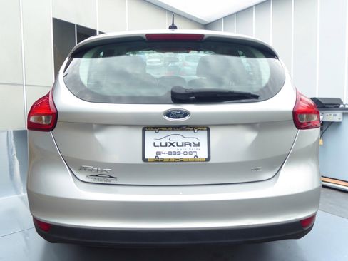 Used 2017 Ford Focus SE image 9