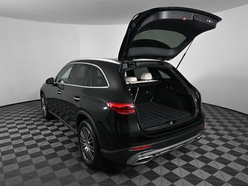 Certified 2024 Mercedes-Benz GLC 300 4MATIC image 31
