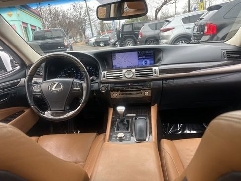 Used 2013 Lexus LS 460 image 11