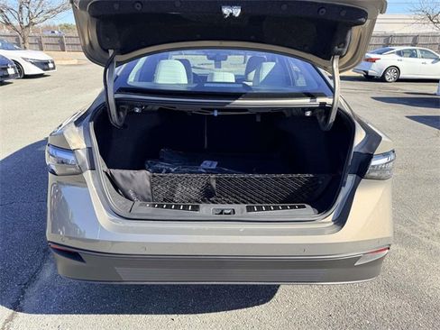 New 2026 Nissan Sentra SL w/ Floor Mat Package image 12