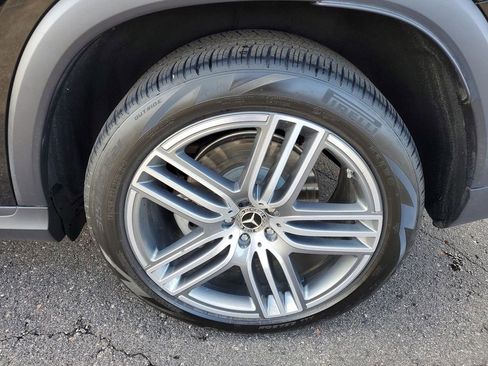 Used 2025 Mercedes-Benz GLS 450 GLS 450 image 34