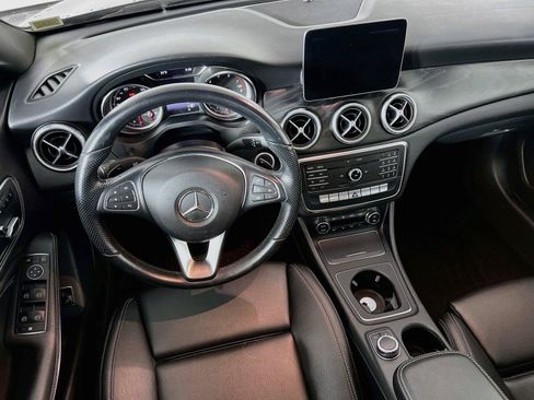 Used 2019 Mercedes-Benz CLA 250 4MATIC image 23