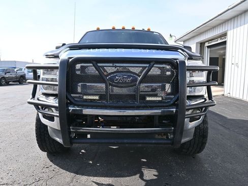 Used 2012 Ford F250 Lariat w/ Lariat Interior Pkg image 12