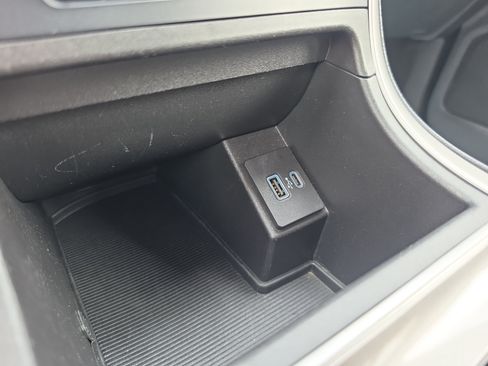 Used 2023 Ford Edge SEL AWD/4WD image 33