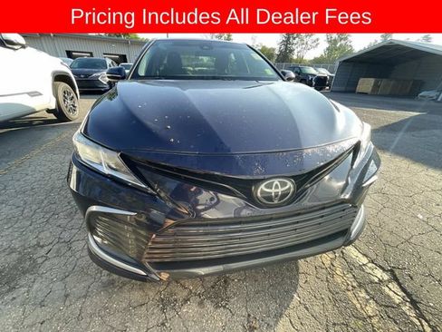 Used 2022 Toyota Camry LE FWD image 12