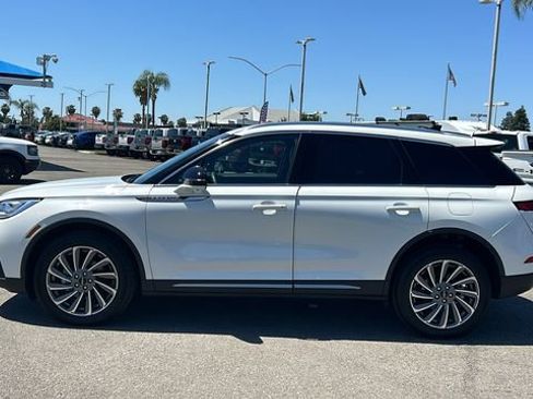 Used 2023 Lincoln Corsair Reserve w/ Equipment Group 201A AWD/4WD image 7