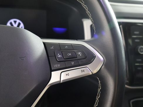 Used 2022 Volkswagen Atlas SE image 45