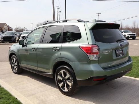Used 2018 Subaru Forester 2.5i Premium w/ All-Weather Package image 27