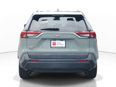Certified 2021 Toyota RAV4 XLE FWD image 5