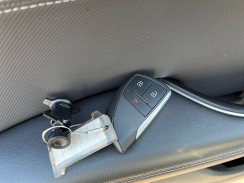 Used 2024 Buick Envision Preferred AWD/4WD image 18