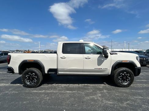 New 2026 GMC Sierra 2500 AT4X AWD/4WD image 10