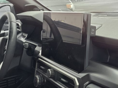 Certified 2025 Toyota 4Runner TRD Sport Premium image 17