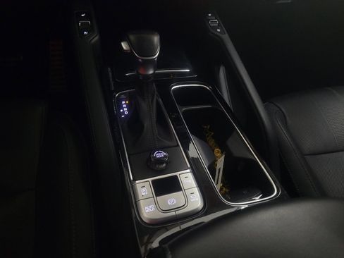 Used 2021 Kia Telluride SX w/ Towing Package FWD image 26