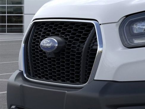 New 2025 Ford Transit 250 148 Medium Roof image 17