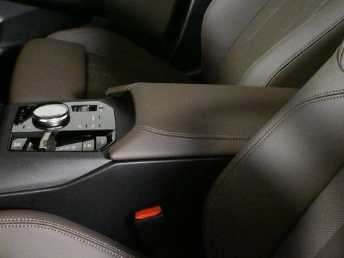 Used 2025 BMW X3 xDrive30i w/ Convenience Package image 26