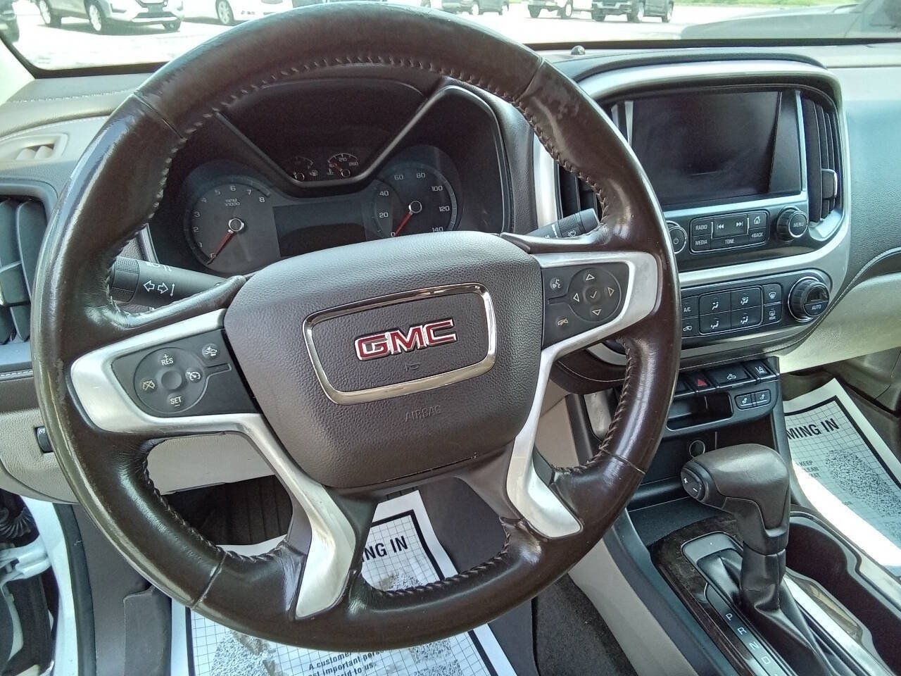 Used 2017 GMC Canyon SLT w/ Driver Alert Package RWD image 14