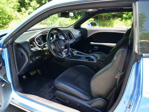 Used 2016 Dodge Challenger R/T Plus RWD image 25