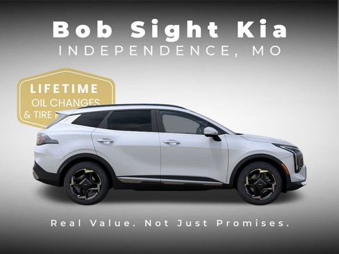 New 2026 Kia Sportage EX FWD image 7