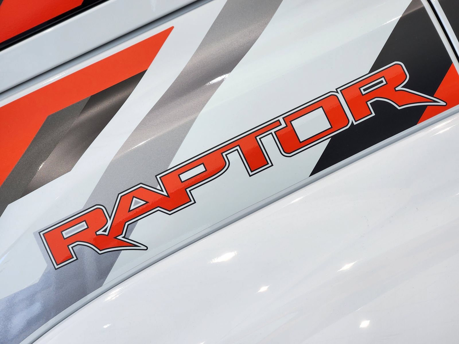 New 2026 Ford Bronco Raptor AWD/4WD image 8
