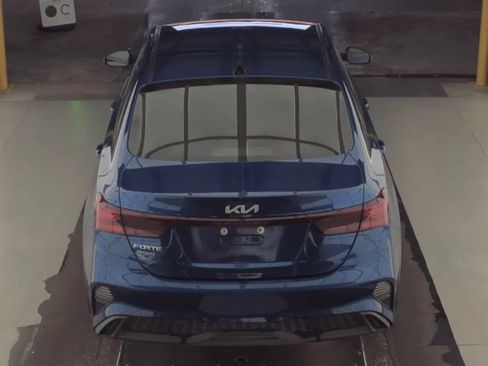 Used 2022 Kia Forte LXS FWD image 3