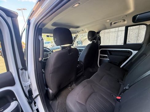 Used 2022 Land Rover Defender 110 AWD/4WD image 48
