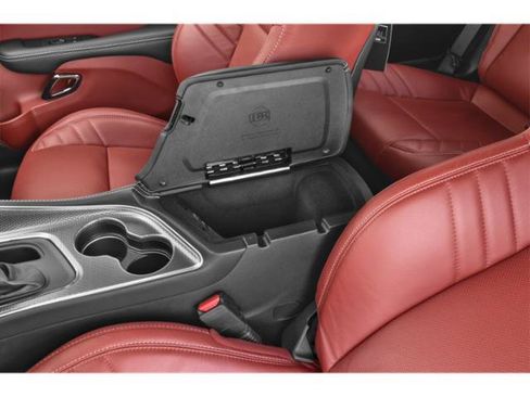 Used 2023 Dodge Challenger SRT Hellcat RWD image 17