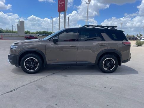 Certified 2024 Nissan Pathfinder Rock Creek AWD/4WD image 4