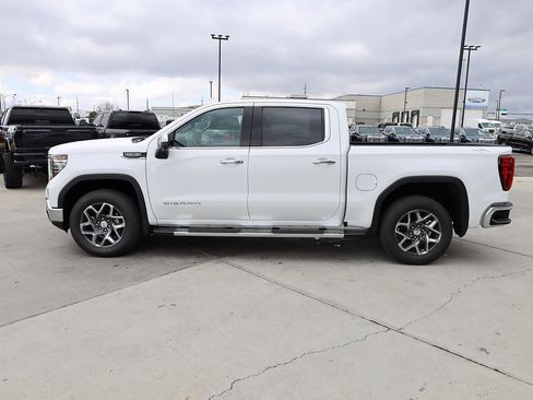 New 2026 GMC Sierra 1500 SLT w/ SLT Premium Plus Package image 3