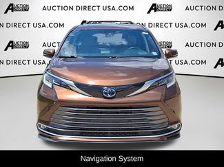 Used 2021 Toyota Sienna Limited video 2
