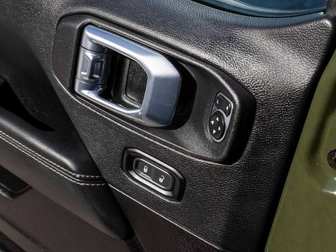 Used 2023 Jeep Wrangler Unlimited Sahara w/ Cold Weather Group image 12