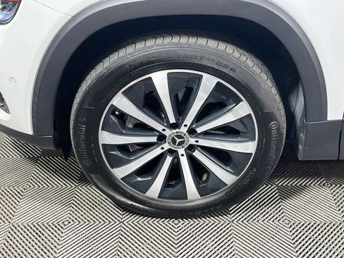Used 2020 Mercedes-Benz GLB 250 4MATIC image 29