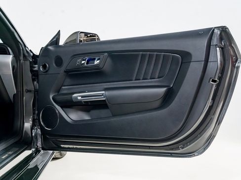 Used 2017 Ford Mustang GT Premium w/ Equipment Group 401A image 29