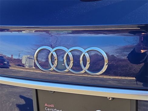Certified 2024 Audi Q5 2.0T Premium Plus w/ Premium Plus Package image 29