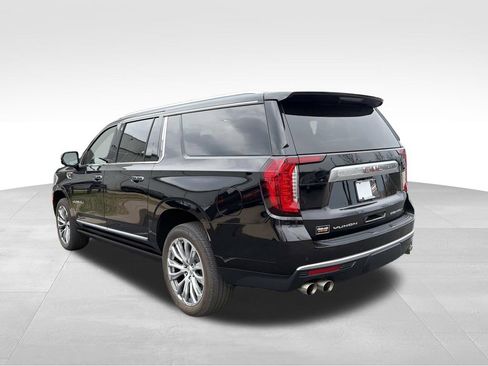 Used 2021 GMC Yukon XL Denali w/ Denali Premium Package image 5