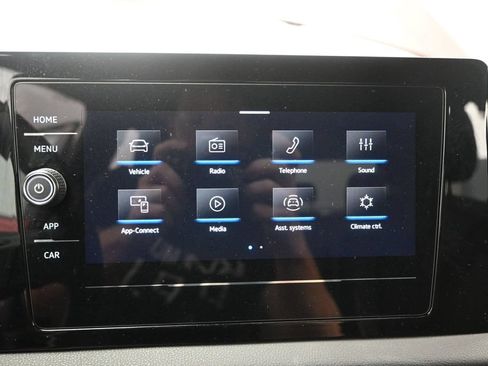 Used 2025 Volkswagen Jetta Sport FWD image 22