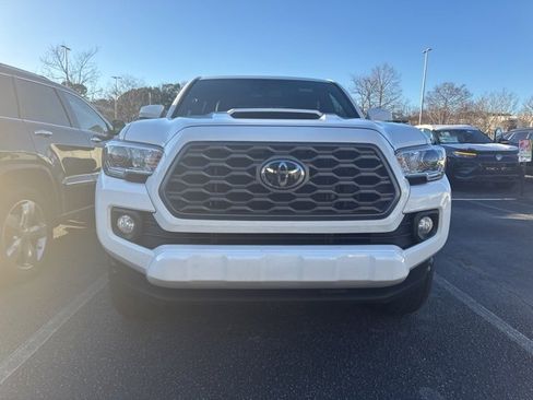 Used 2022 Toyota Tacoma TRD Sport image 7
