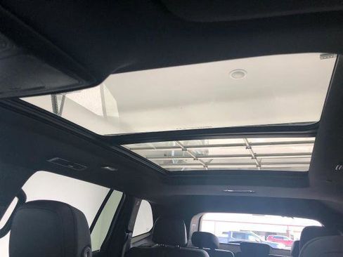 New 2026 GMC Acadia Elevation image 18