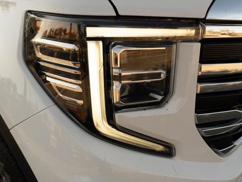 Used 2023 GMC Sierra 1500 SLT w/ SLT Premium Package image 41